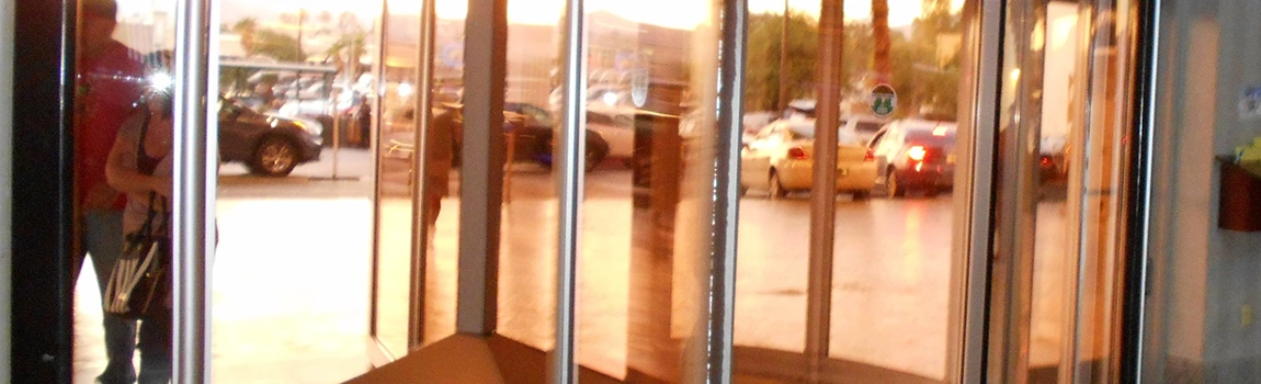 Storefront Glass Repair Cost in Largo, FL